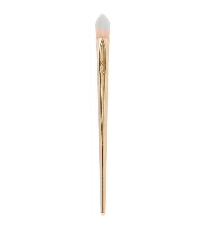 triangle concealer brush