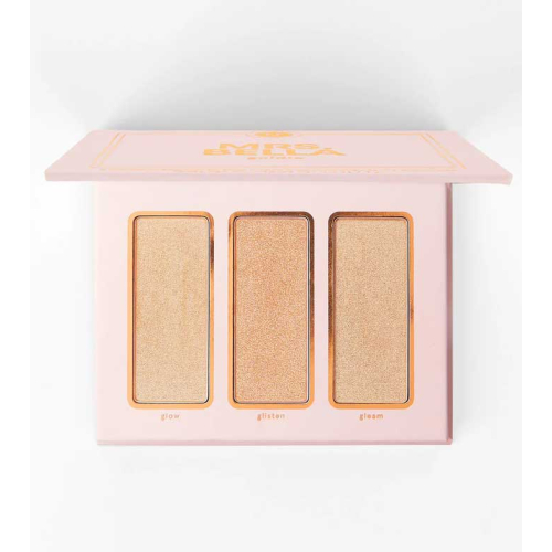 BH Cosmetics - Mrs. Bella Highlighter Palette - Goldie