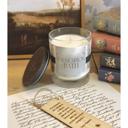 Book and Glow - *Austen* - Vegan Soy Candle - Balnearios de Bath