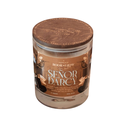 Book and Glow - *Austen* - Vegan Soy Candle - Señor Darcy