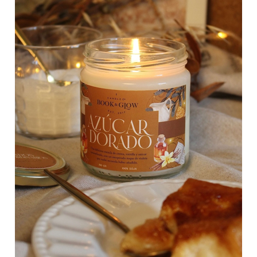 Book and Glow - *Mundos Extraordinarios* - Soy candle - Azúcar dorado
