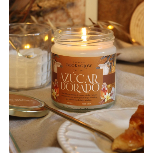 Book and Glow - *Mundos Extraordinarios* - Soy candle - Azúcar dorado