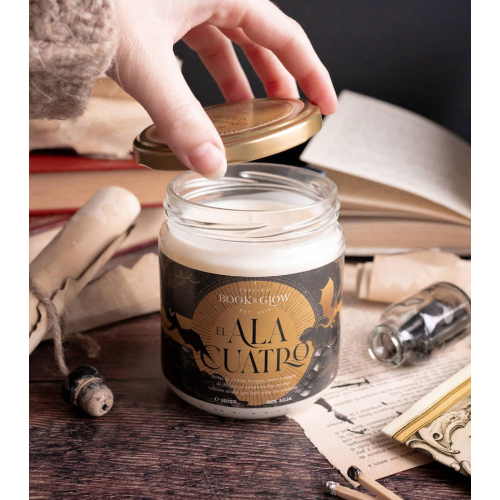 Book and Glow - *Mundos Extraordinarios* - Soy Candle - El Ala Cuatro