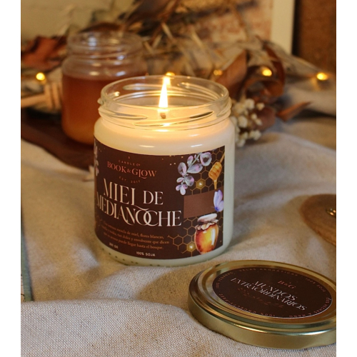 Book and Glow - *Mundos Extraordinarios* - Soy candle - Miel de medianoche
