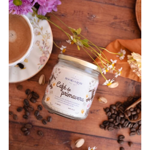 Book and Glow - *Perfect Moments* - Soy Candle - Café de primavera