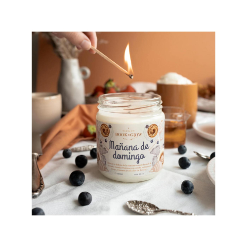 Book and Glow - *Perfect Moments* - Soy Candle - Mañana de domingo