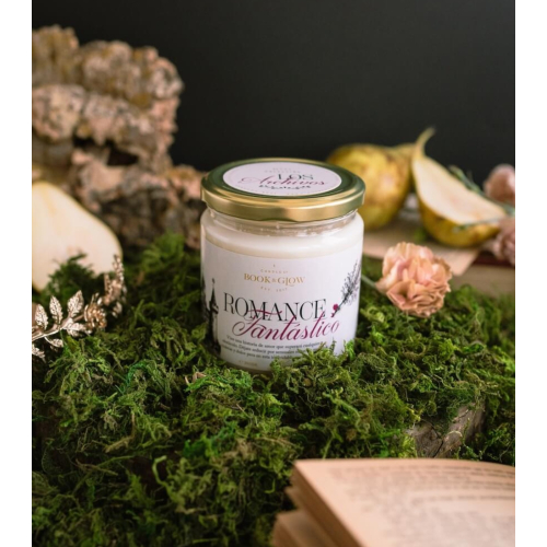 Book and Glow - *Perfect Moments* - Soy Candle - Fantastic Romance