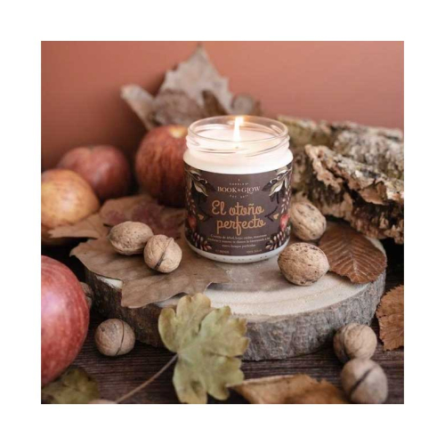 Book and Glow - *Perfect Moments* - Vegan Soy Candle - El otoño perfecto