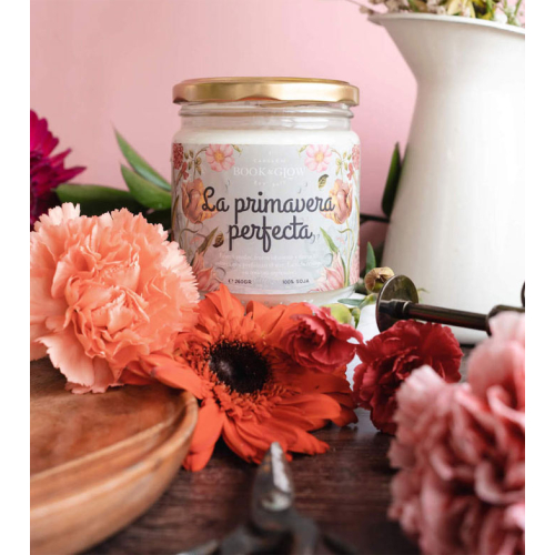 Book and Glow - *Perfect Moments* - Vegan Soy Candle - The Perfect Spring
