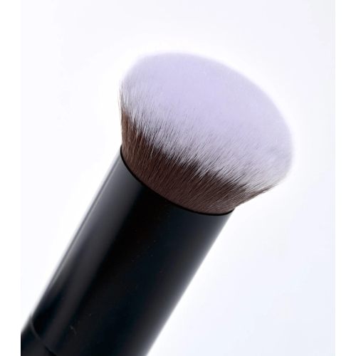 Brushworks - Foundation Brush - No. 28