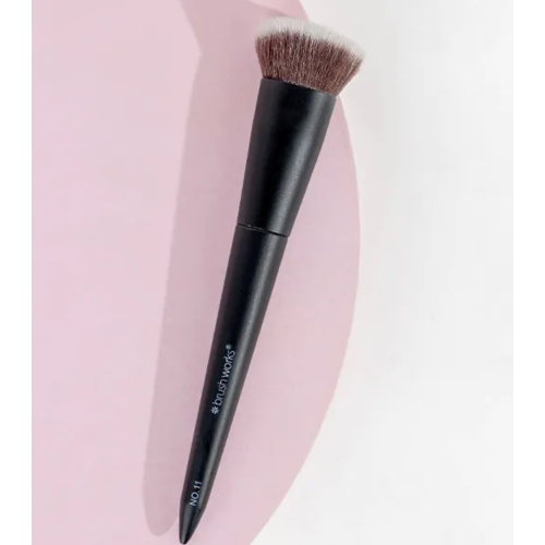 Brushworks - Contour Brush - No. 11