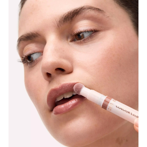 Catrice - Lip Oil Colour Cushion Juicy - 050: Drenched Drama