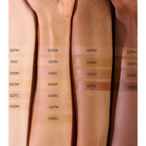 Catrice - Illuminating foundation Skin Like - 045N