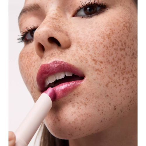 Catrice - Lip Gloss Stick Diamond Glaze - 030: Too Glam To Give A Damn