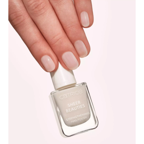 Catrice - Strengthening Nail Polish Sheer Beauties - 010: Milky Not Guilty