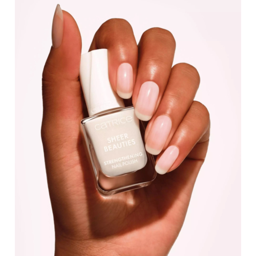 Catrice - Strengthening Nail Polish Sheer Beauties - 010: Milky Not Guilty