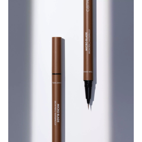 Catrice - Eyebrow Pencil waterproof Micro Blade 020: Deep Taupe