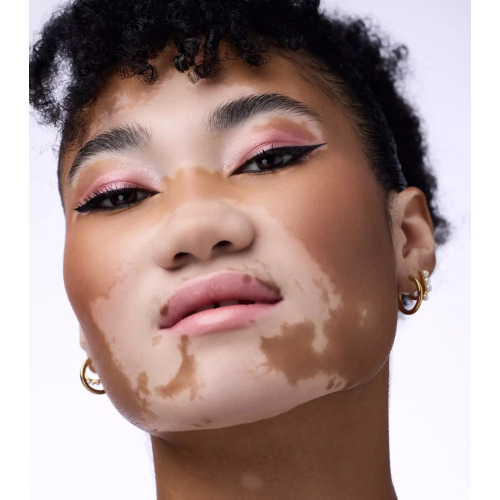 Catrice - Tiny Treasures Eyeshadow Palette - 020: Wild Berry