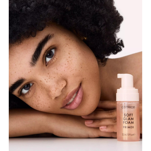 Catrice - Foam Primer Soft Glam