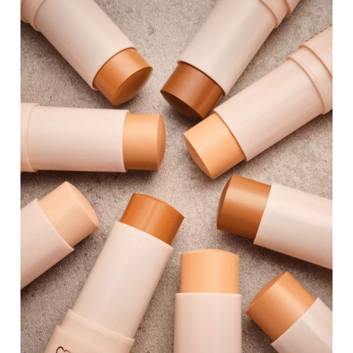 Catrice - Stick tinted facial Soft Glam Filter 020:  Light - Medium