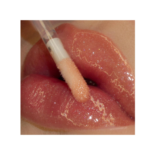 Claresa - *Klaudia Cukier Puder* - Lip gloss Sugar Powder - 02: Kira kira