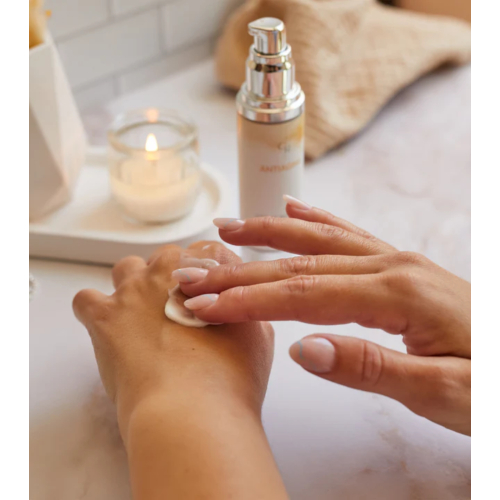 CR Cosmetics - *Antiaging* - Pure Retinol Nourishing Face Cream 0.25%