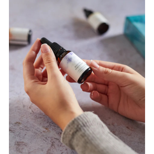 CR Cosmetics - *Refine* - Renewing Booster