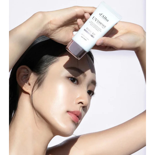 D'Alba - Facial sunscreen Tone-Up SPF50+ PA++++ - Purple Correcting