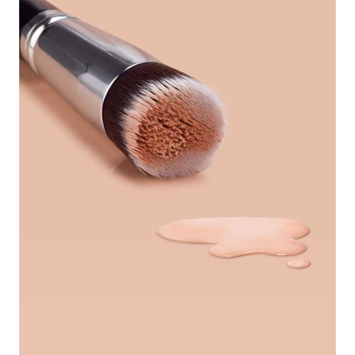 Eigshow - Flat Kabuki Brush F614