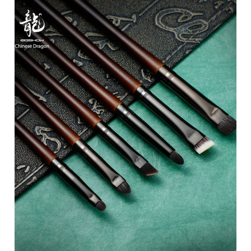 Eigshow - *Chinese Dragon* - Set of 20 makeup brushes - Ebony
