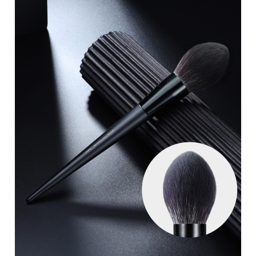 Eigshow - *King Knight* - Set of 19 makeup brushes