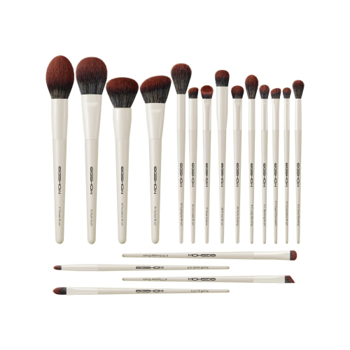Eigshow - *Mua Pro* - Set of 18 makeup brushes