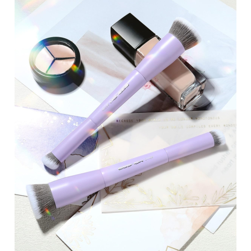 Eigshow - *Purple* - Double-ended face brush - D110P