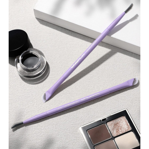 Eigshow - *Purple* - Double-ended brush for eyeliner and eyebrows - D109P