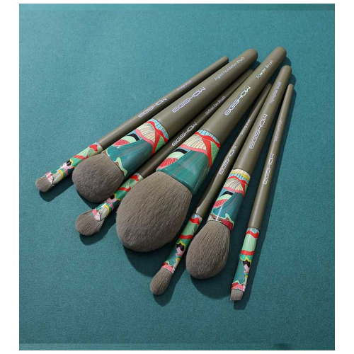 Eigshow - 7 Brush Set Essential Series - Greener