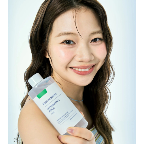 Eqqualberry - *Swimming Pool* - Gentle hydrating and exfoliating facial toner