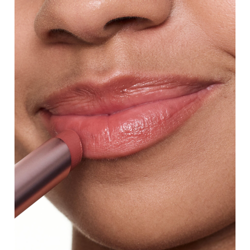 essence - Lip Balm Blur Soufflé - 01: Nude Beige