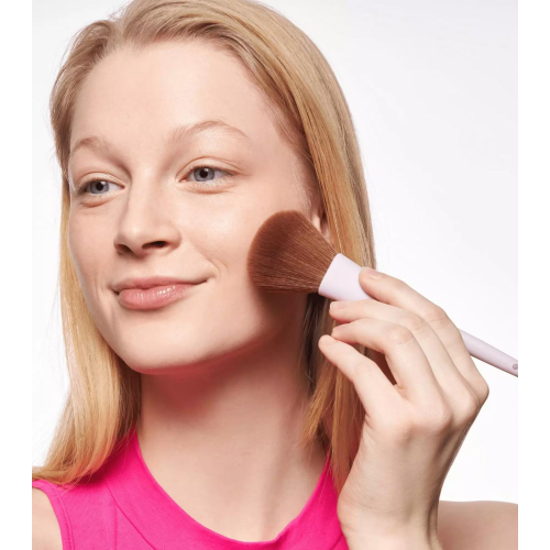 essence - Powder brush
