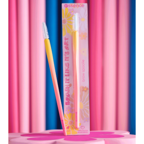 essence - *Brush It Like It's Art* - Eyebrow Brush My Brow Game: A Piece Of Art