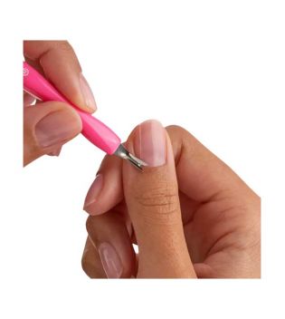 essence - Cuticle trimmer with rubber The Cuticle Trimmer