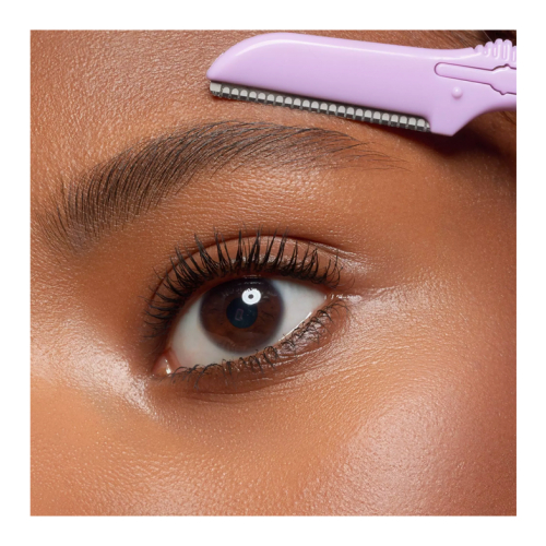 essence - Eyebrow blade Brow Former