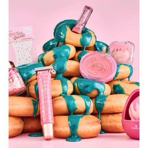 essence - *Get The Glaze* - Makeup sponge with case