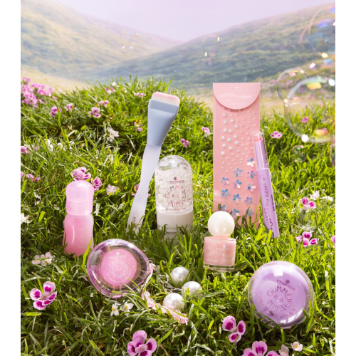 essence - *Glimmer in a Bubble* - Lip Gloss