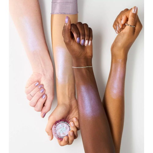 essence - Powder Highlighter Meta Glow