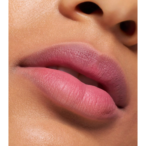 essence - Matte lipstick with a blurred finish BLUR soufflé - 06: Pillow Talking
