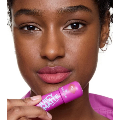 essence - Lip mousse Juicy Matte - 02: Featherlight Pink