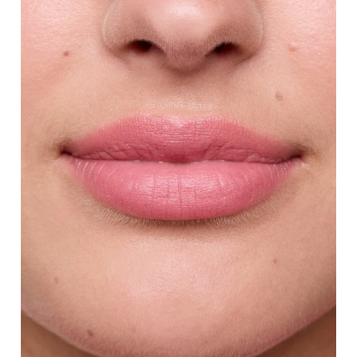 essence - Lip mousse Juicy Matte - 03: Nude Pink