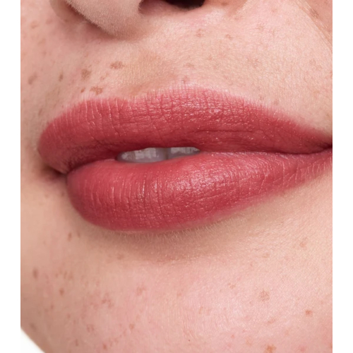 essence - Lip mousse Juicy Matte - 05: Gauzy Latte