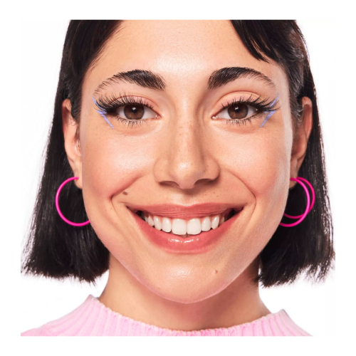 essence - False Eyelashes Cateyes!