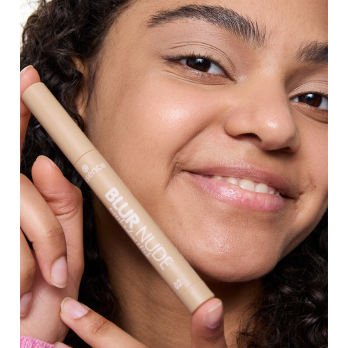 essence - Eyeshadow stick Blur Nude - 02: Soft Macchiato